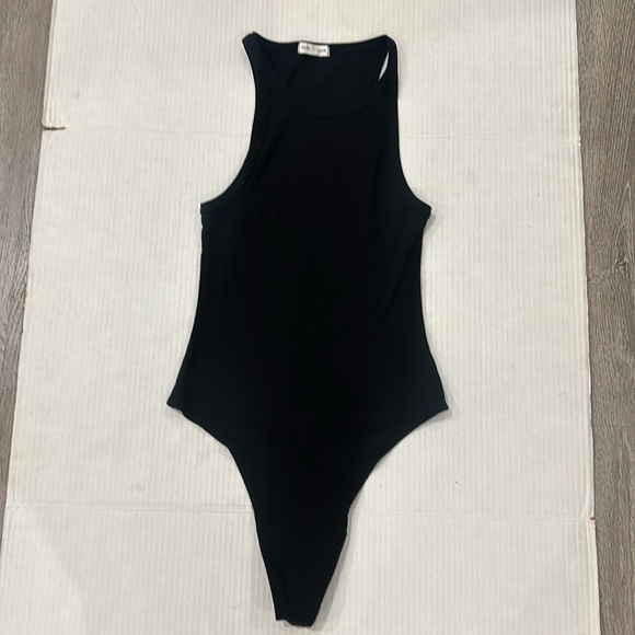 NWOT GOOD AMERICAN RACERBACK TANK RIBBED BODYSUIT In Black Size 3 - Picture 11 of 14